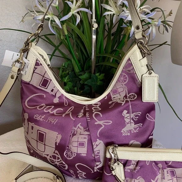 RARE NWT Coach Horse and Carriage Hobo/Crossbody & Matching Wristlet - Picture 10 of 12